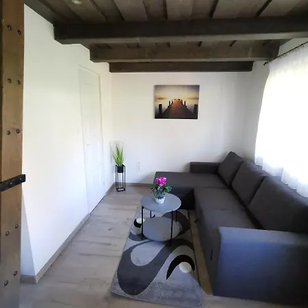 Vali Neni Kifozde Es * Kismaros