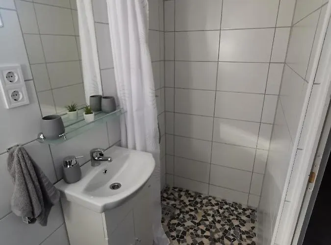 Apartament Vali Neni Kifozde Es
