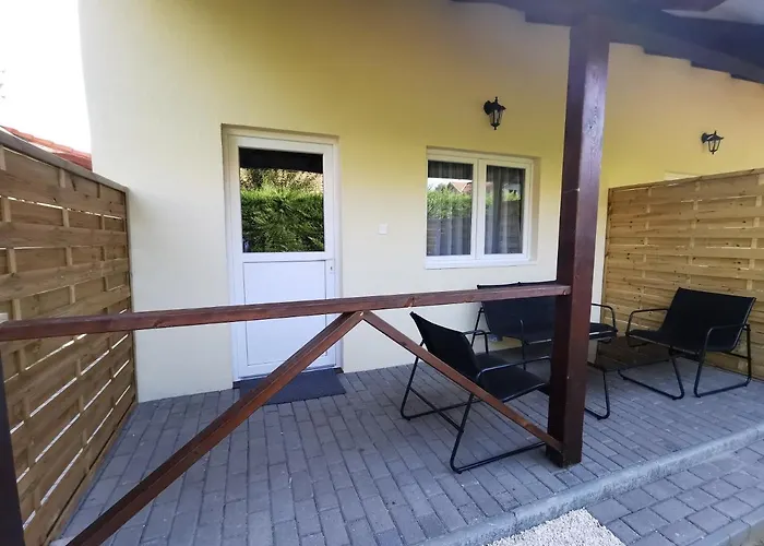Vali Neni Kifozde Es *