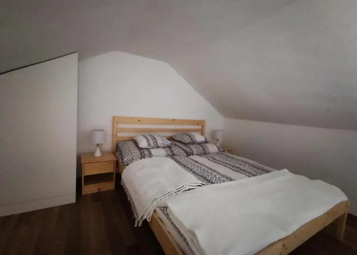 Vali Neni Kifozde Es