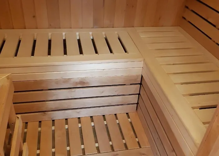Vali Neni Kifozde Es Apartament