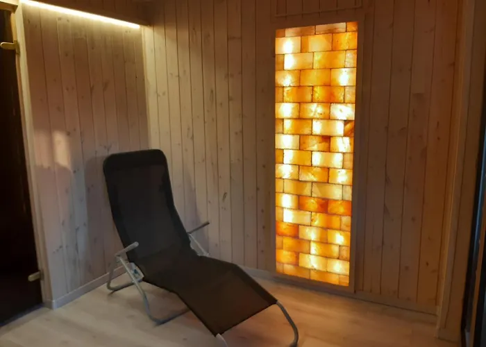 Vali Neni Kifozde Es Apartament *